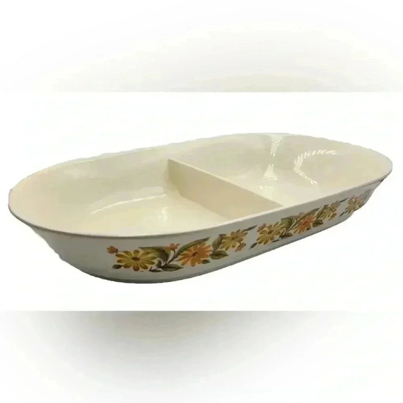 Vintage Capri Serve ‘N Store Bakeware Divided Stoneware Dish - Picture 1 of 8